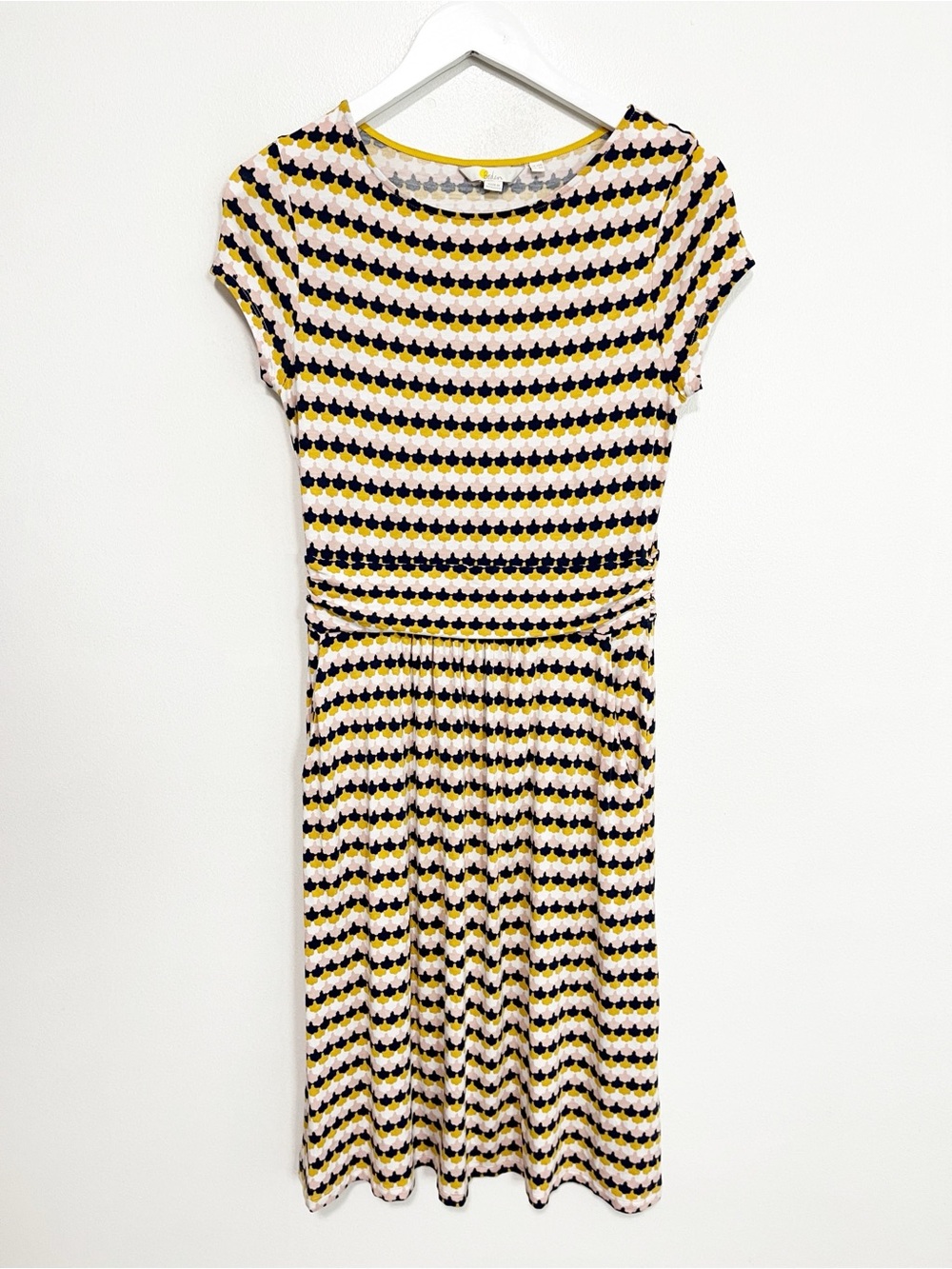BOGO! Boden Amelie Jersey Dress in Tuscan Sun Scallop Petal Print 6 - Picture 5 of 10